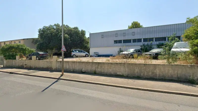 Vue de la rue devant Garage trèfle auto - les romarins castelnau-le-lez, Castelnau-le-Lez