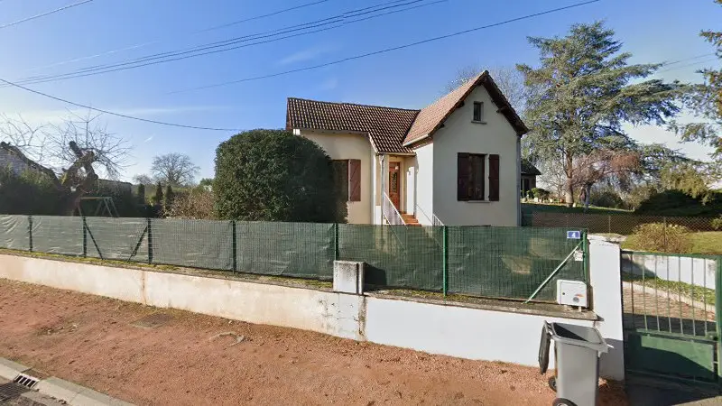 Vue de la rue devant Dsp pro debosselage sans peinture, Bellerive-sur-Allier