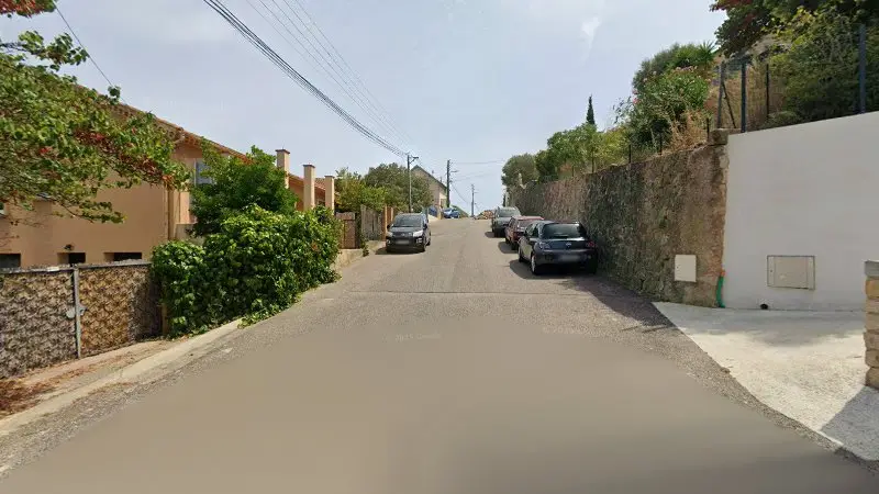 Vue de la rue devant La SeynesurMer, La Seyne-sur-Mer
