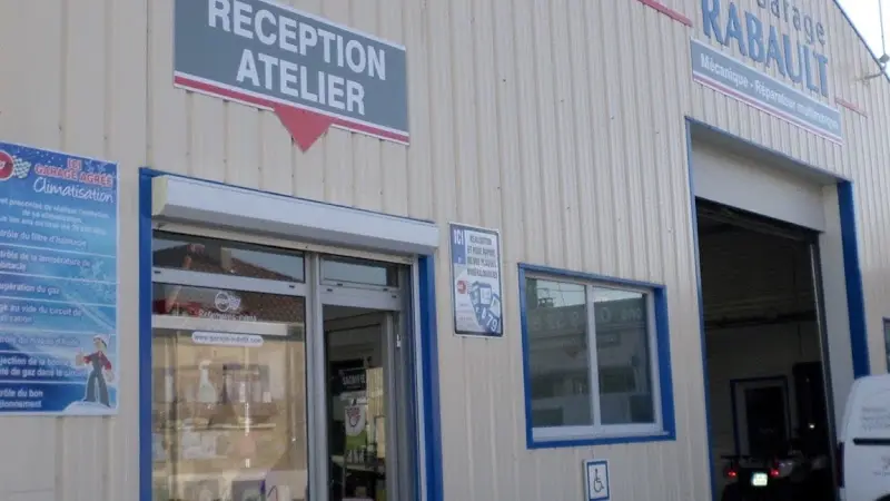 Photo publiée sur la fiche Google de Garage Rabault Sarl, Fors