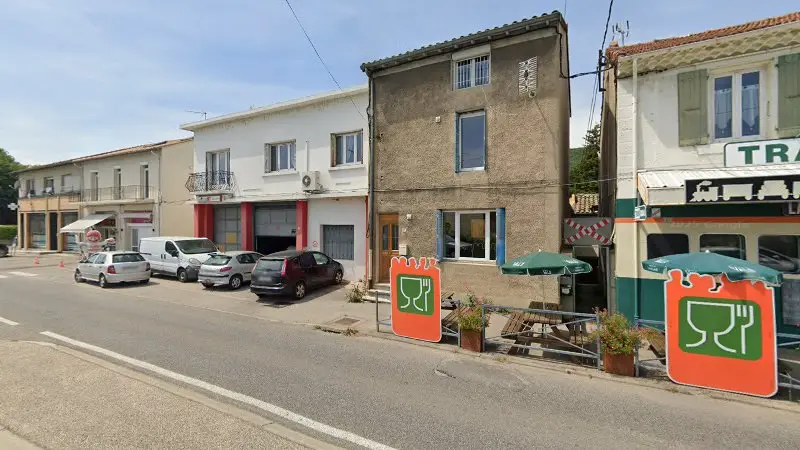 Vue de la rue devant Meca pneus 07, La Voulte-sur-Rhône