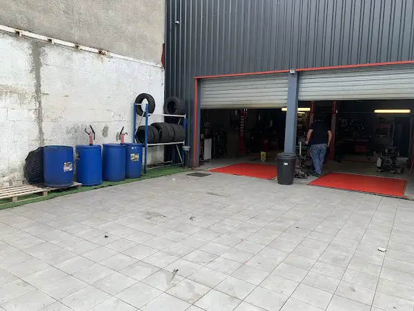 Photo publiée sur la fiche Google de ALP AUTO, Montereau-Fault-Yonne