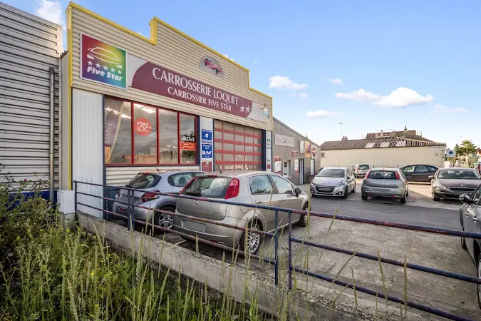 Photo publiée sur la fiche Google de CARROSSERIE LOQUET, Carentan-les-Marais