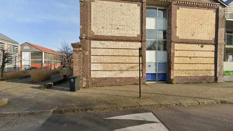 Vue de la rue devant Cogerem Conseils Gestion Remorquage, Le Havre