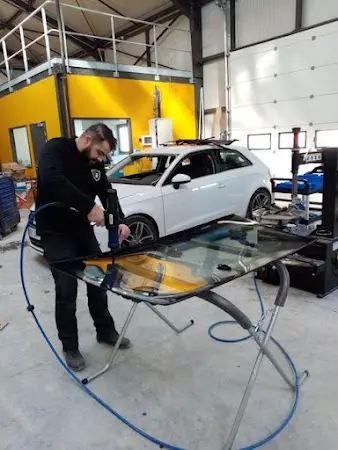 Photo publiée sur la fiche Google de Carrosserie C3F - Axial, Lons-le-Saunier