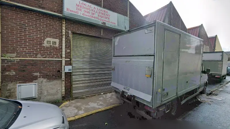 Vue de la rue devant Spécialistes en Boîtes Automatiques et Mécaniques, Bezons