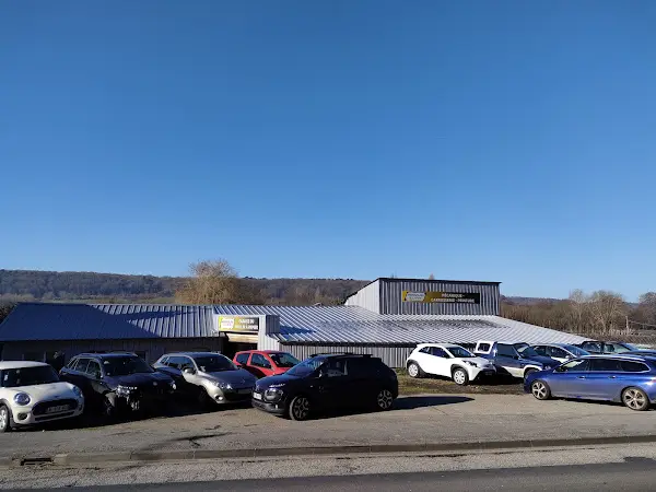 Photo publiée sur la fiche Google de Garage Du Moulin à Papier Pont-Authou - BUCAMP Jean-Yves, Pont-Authou