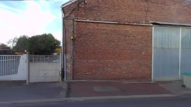 Vue de la rue devant Berton Et Cie (Sarl), Lesdain
