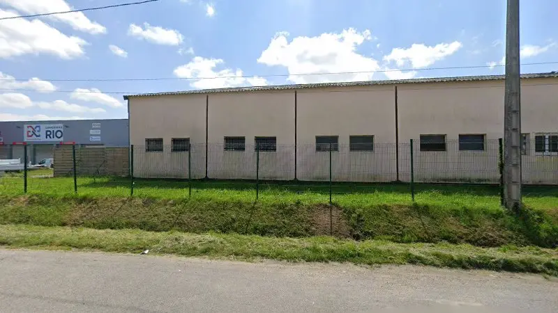 Vue de la rue devant CARROSSERIE RIO, Locminé