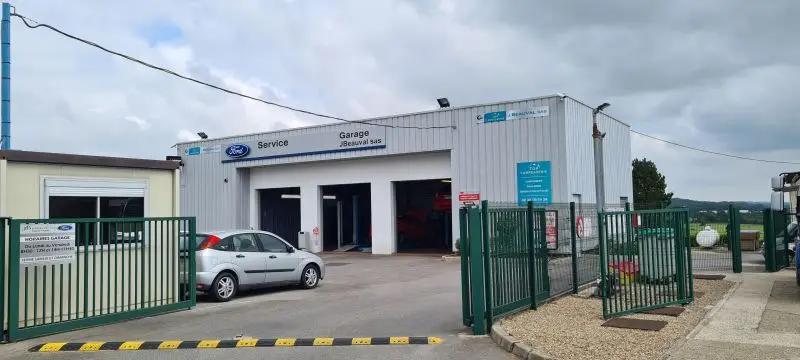 Photo publiée sur la fiche Google de TOP CARROSSERIE - CARROSSERIE BEAUVAL, Gournay-en-Bray