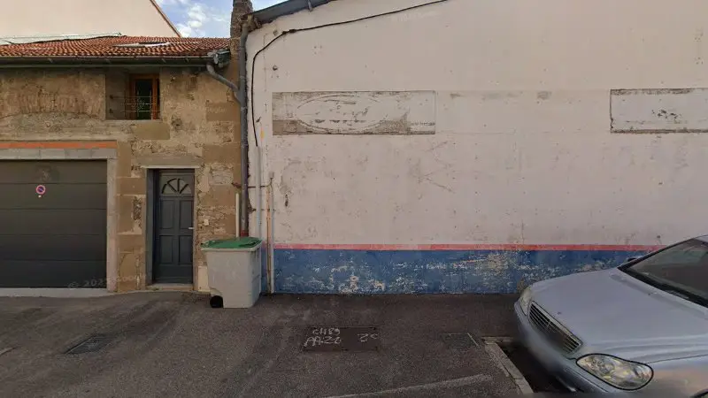 Vue de la rue devant M.n.c. Automobile, Bourg-de-Péage