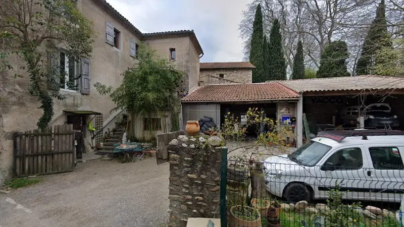 Vue de la rue devant SAS Garage MECA DEPANNE, Cardet