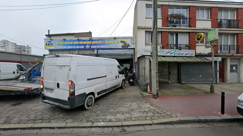 Vue de la rue devant PNEU PRIX, Aubervilliers