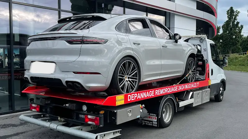 Photo publiée sur la fiche Google de ADR2V Dépannage Auto, Remorquage Voiture Ile-de-France, Palaiseau