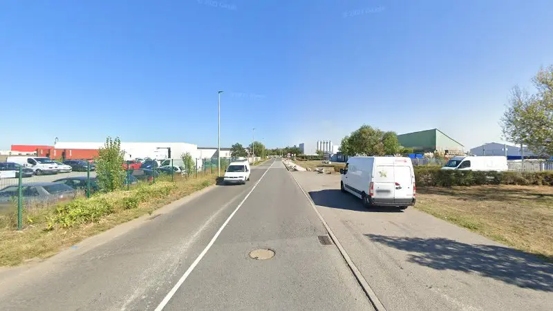 Vue de la rue devant Euromaster Véhicules Industriels - Montoir de Bretagne, Montoir-de-Bretagne