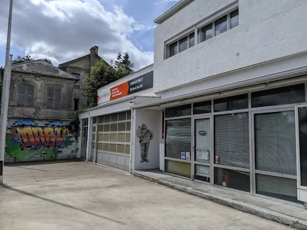 Photo publiée sur la fiche Google de BRET GARAGE MARCEL, Châtenay-Malabry