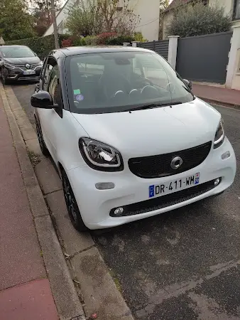Photo publiée sur la fiche Google de CDVA carrosserie du val d’argent, Argenteuil