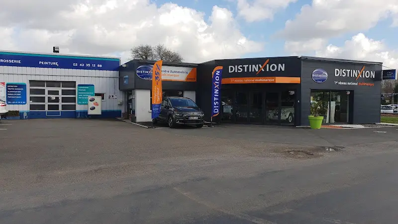 Photo publiée sur la fiche Google de Garage Girard, Bessé-sur-Braye