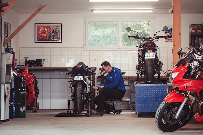 Photo publiée sur la fiche Google de Garage moto Le Repaire, Yaucourt-Bussus
