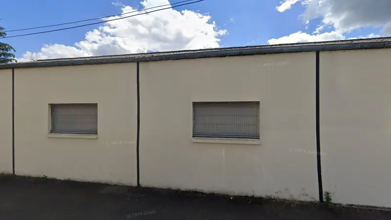 Vue de la rue devant Marion Wilfried, Romorantin-Lanthenay