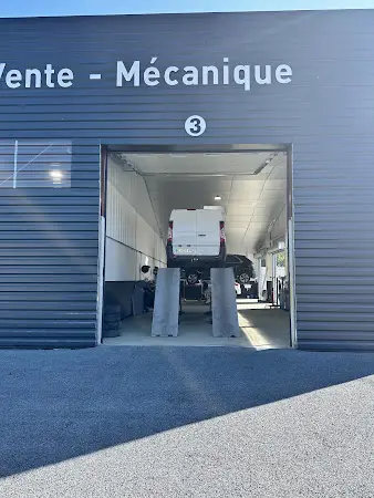 Photo publiée sur la fiche Google de GARAGE MERCIER CARROSSERIE - VENTE DE VEHICULES - MECANIQUE - VARETZ / BRIVE, Varetz