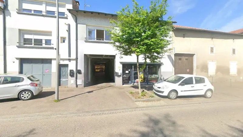 Vue de la rue devant Eurorepar Garage Autos Lanneuveville, Laneuveville-devant-Nancy