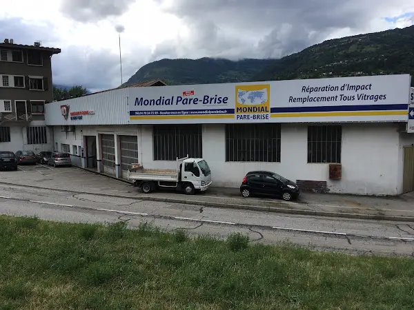 Photo publiée sur la fiche Google de Mondial Pare-Brise Aigueblanche, Grand-Aigueblanche