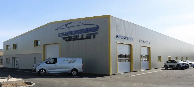 Photo publiée sur la fiche Google de CARROSSERIE GHILLET LAON | CHAMBRY | RÉPARATIONS DE CARROSSERIE | REMPLACEMENT DE PARE-BRISE | RECHARGE DE CLIM, Chambry