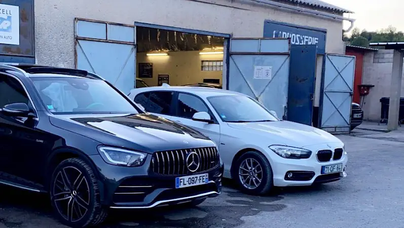 Photo publiée sur la fiche Google de CARROSSERIE ISK RIZKI, Le Crès