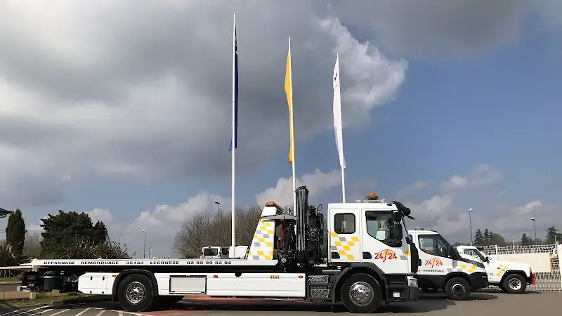 Photo publiée sur la fiche Google de dépannage automobiles 24/24 7/7, Lécousse