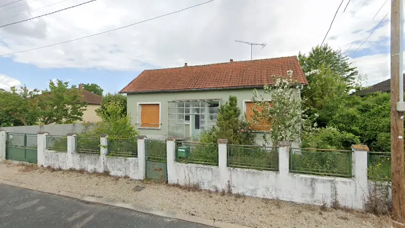 Vue de la rue devant Malézieux Lionel, Romilly-sur-Seine
