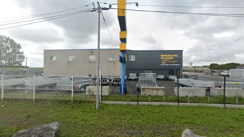 Vue de la rue devant UFAC - Entretien et Réparation de Remorques, Noyelles-Godault