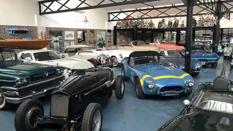 Photo publiée sur la fiche Google de VINTAGE GARAGE : Ventes pièces US et UK Réfection et Vente de moteurs, boîtes auto & méca - Restauration Voiture Ancienne, Saint-Pryvé-Saint-Mesmin