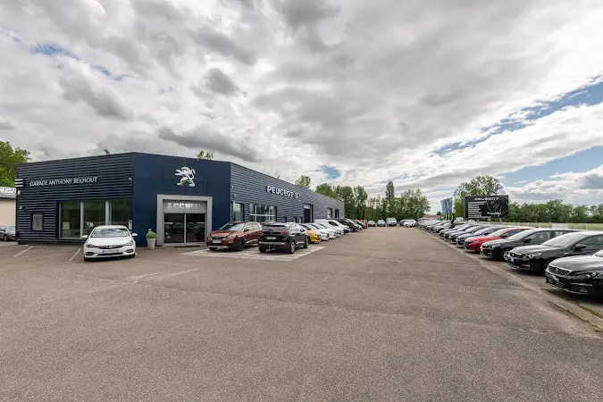 Photo publiée sur la fiche Google de Garage automobile PEUGEOT - GARAGE BELHOUT Saint-Savin, Saint-Savin