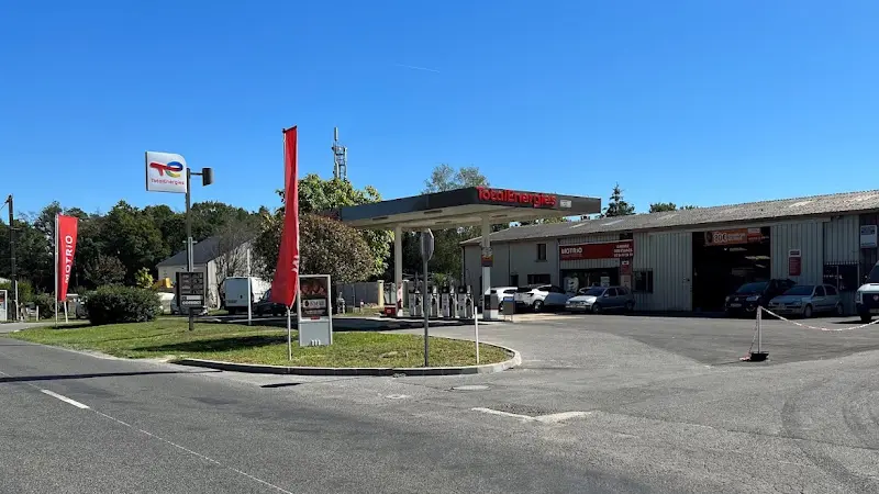 Photo publiée sur la fiche Google de Le garage des étangs, Saint-Viâtre