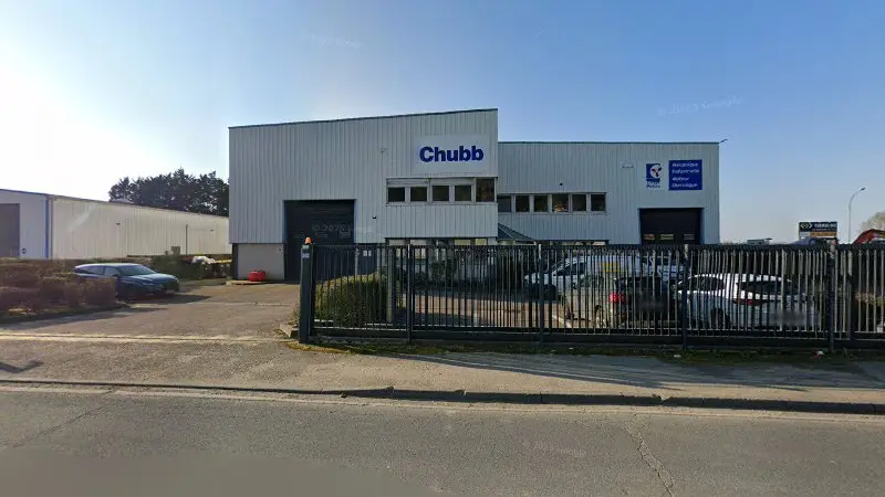 Vue de la rue devant Nord Motors - Maintenance Entretien Moteur Diesel & Electrogene - Harfleur, Oudalle
