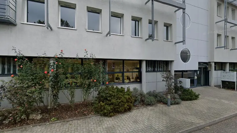 Vue de la rue devant Gie Des Carrossiers Independent Du Bas Rhin, Schiltigheim