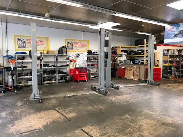 Photo publiée sur la fiche Google de royal motors, Le Houlme
