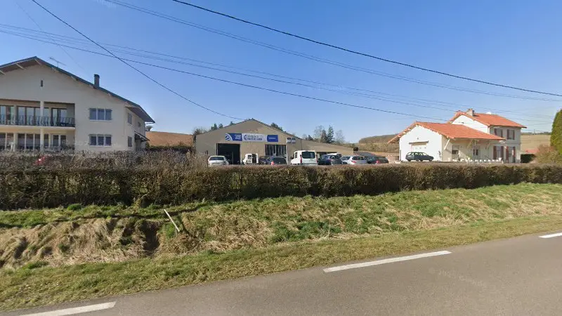 Vue de la rue devant Garage de la Vallée de l'Ignon (SARL), Lamargelle