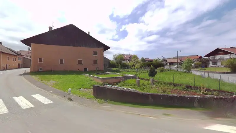 Vue de la rue devant Sarl Garage la Cambuse, Vinzier