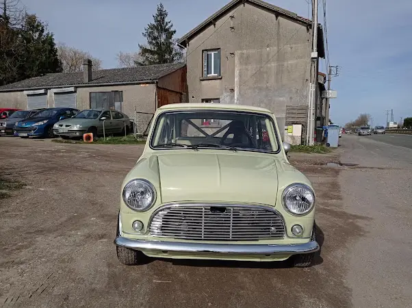 Photo publiée sur la fiche Google de GARAGE DE LA MAISON NEUVE, Les Essarts-le-Roi