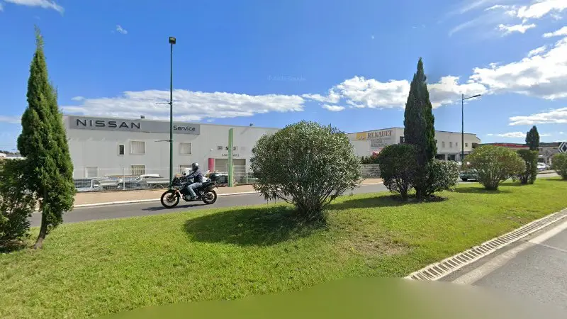 Vue de la rue devant SILIGOM - GARAGE AUTOMOBILE, Prunelli-di-Fiumorbo