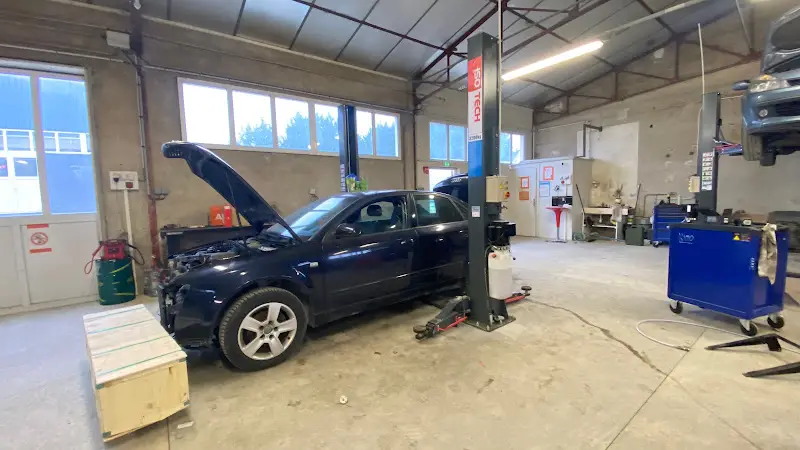 Photo publiée sur la fiche Google de RKIA AUTO, Montigny-la-Resle