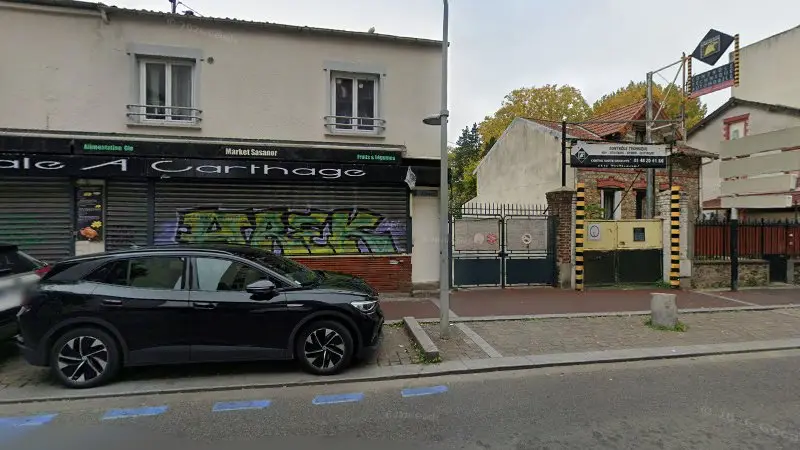 Vue de la rue devant Garage mojteba mécanique moto, Épinay-sur-Seine