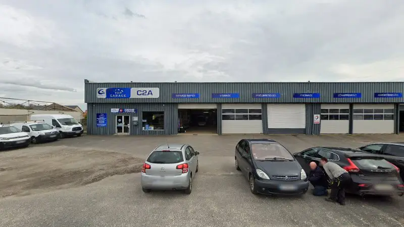 Vue de la rue devant France Pare-Brise - Chez Top Garage, Aubigny-sur-Nère