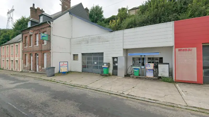 Vue de la rue devant GARAGE MARIE SARL - Citroën, Quillebeuf-sur-Seine