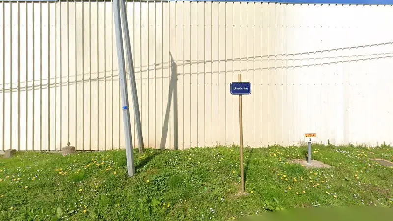 Vue de la rue devant Autoprimo Garage Liberte Service, Apremont-la-Forêt
