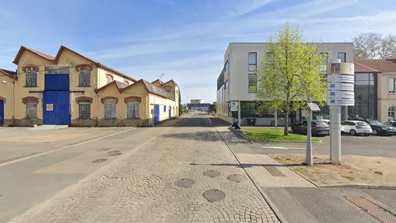 Vue de la rue devant Sarl Mecasteel, Montceau-les-Mines