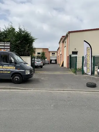 Photo publiée sur la fiche Google de JM Automobile Garage, Villeneuve-le-Roi