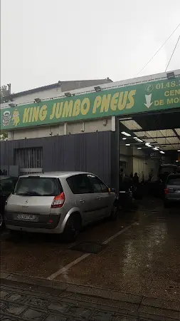 Photo publiée sur la fiche Google de JUMBO PNEUS transféré à LA COURNEUVE. 4 av paul vaillant couturier, Aubervilliers
